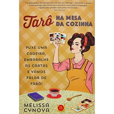 Tarô na Mesa da Cozinha